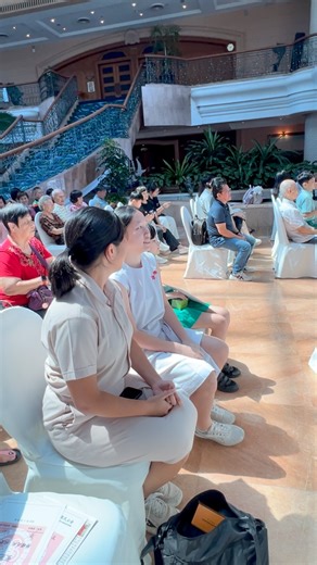 A speech by Jeanne, representing all scholarship recipients! | ric cognitive approach