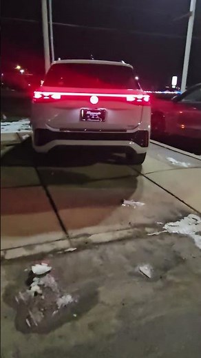 2026 VW Tiguan Turbos are here! #shorts #tiguan #TiguanTurbo #vwguru #reesesellscars