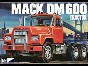 How to Build the Mack DM600 Tractor 1:25 Scale MPC Model Kit #819 Review