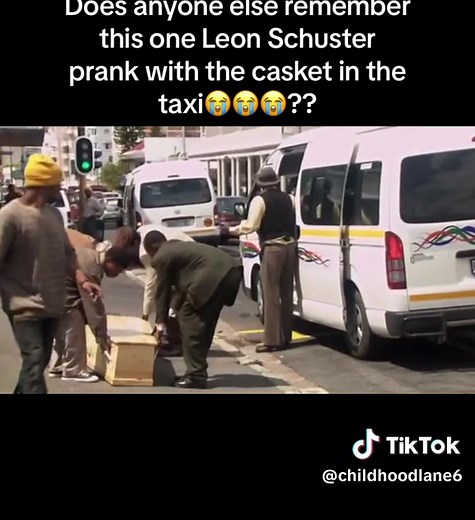 Leon Schuster Prank: Casket in Taxi! Hilarious Comedy Performance