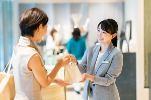 「首都圏商業施設の集客力」ランキング！　第2位は「西武池袋本店」、1位は？【2023年最新調査結果】 | ライフ ねとらぼリサーチ