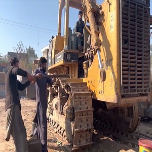 Komatsu Final Drive Assembly Restoration. Dozer Final Drive Repairing and idler Wheel Repaired | Wałkiem i Tłuczkiem
