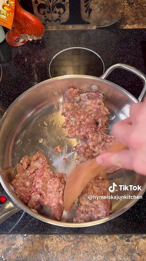 Cajun Rice Dressing Recipe: Simple & Delicious
