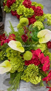 10K views · 87 reactions | FB757❤️The striking red and green colors perfectly capture the essence of spring壟Color schemes for spring outdoor wedding events~ www.dkbflower.com #dkbflower #dkbcrafts #springcolor #springwedding #flowercenterpiece #weddingcenterpiece | Artificial flowers（Fengqiu zhaogang silk flower factory） | Facebook
