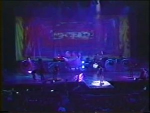 DAVID BOWIE - SEVEN YEARS IN TIBET - LIVE NY 1997