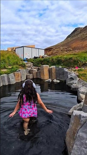Hrunalaug Hot Spring-Hidden 🔥