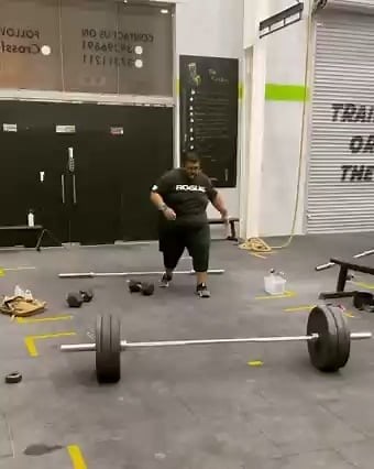 Nice work Hassan 💪 | 🇧🇭 Crossfit Riffa • IG_ @hassan_93: Complex 1 power snatch 2 squat snatch snatch balance 💪🏾💪🏾 ماشاءالله تبارك الرحمن ❤ #crossfit | CrossFit