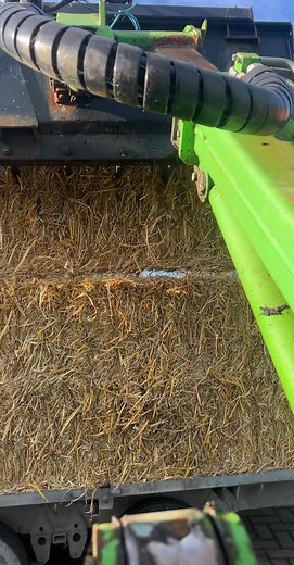 NPORS 360 Excavator, JCB & Kubota Digger Training – Machine Force Ltd Looking to become a certified excavator or digger operator? Our New JCB training school in Heathfield. Machine Force Ltd offers accredited NPORS 360 Excavator Training (N202), JCB Digger Training, and Kubota Digger Tickets, giving you the skills and recognised qualifications to operate tracked and wheeled diggers safely, efficiently, and legally. Why Choose Machine Force? ✅ Fully accredited NPORS, JCB, and Kubota training prov