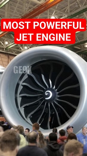World Record Thrust: Meet the GE9X Engine #jetengine #geaerospace #aviation #boeing #777 #fun #fact