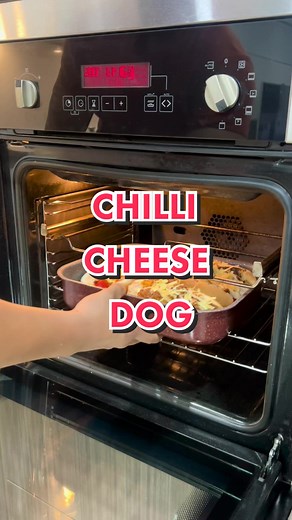 Homemade Chili Cheese Dogs: A Taste Test