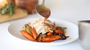 Looking for something different this holiday season, or cooking for a smaller crowd? Look no further than this perfectly-poached sous vide chicken recipe from #anovafoodnerd Jeff Akin → https://recipes.anovaculinary.com/recipe/sous-vide-poached-whole-chicken | Anova