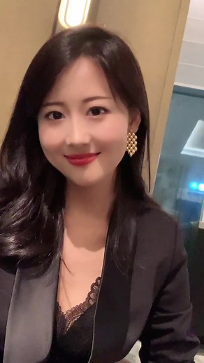Beautiful Vietnamese Models Showcased on Social Media
