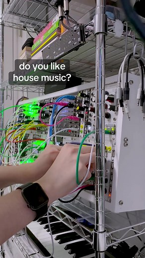 Creating Bouncy House Music with Eurorack Synthesizers