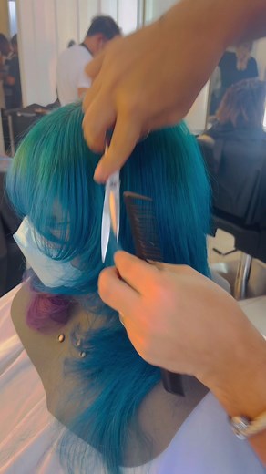 One way of technique in texturizing hair. #hecktorsalon | HECKTOR’S SALON