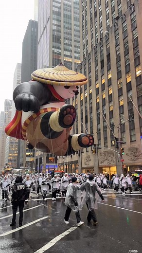 Macy's Thanksgiving Day Parade 2024 - Kung Fu Panda Balloon #macysthanksgivingdayparade #kungfupanda | New York City Photos