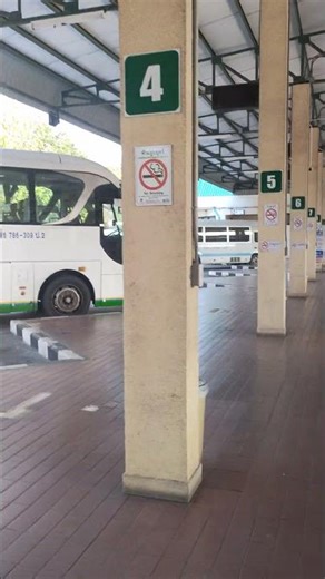 Rayong 🚐 Départ en minivan pour Trat – Bus station to Trat