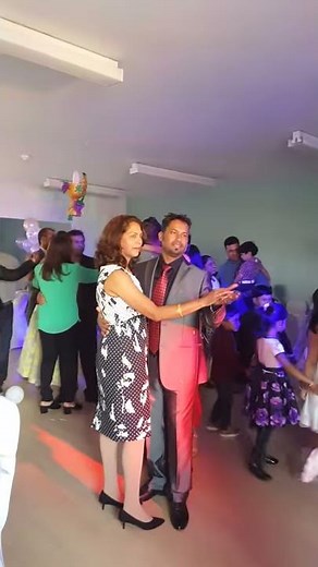 I JUST WANT TO DANCE WITH YOU - GEORGE STRAIT