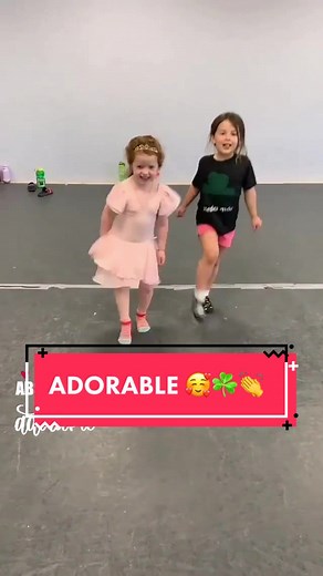 These little 🌟🌟s U5 Harriet, and U4 Christina- take beginner class in irish dancing😍 Don’t they look so adorable 🥰👏☘️. #irishdance #loveirishdance . 📸👉 IG: corda_mor_irish_dance 👏☘️👏 #irishdaily #tiktokoftheday #dance #tiktokdance #riverdance #ireland #fyp #irishtiktok #tiktokireland