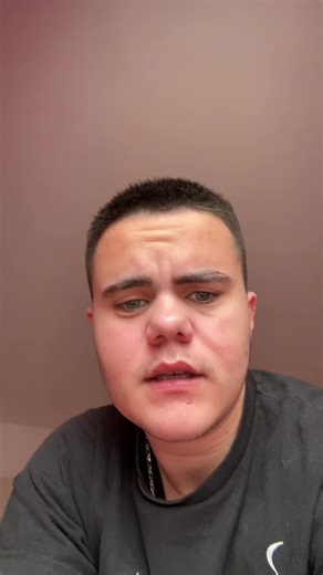 Vlog de mon 31 décembre avec @🦸 SUPERSERO et @➿romainpvvih➿ même si on le voit pas dans le vlog il était là aussi #nouvelan #vlogs #train