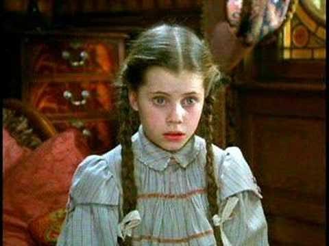 Fairuza Balk - Return to Oz (Strange Little Girl)
