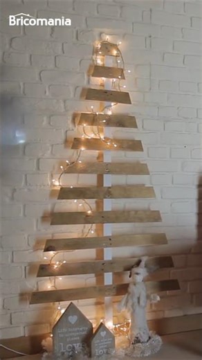 Idea for making a Christmas tree with a pallet