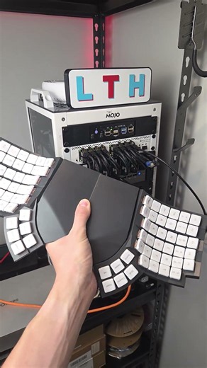 do you use a normal keyboard or a split keyboard? #informationtechnology #keyboard #keyboarding