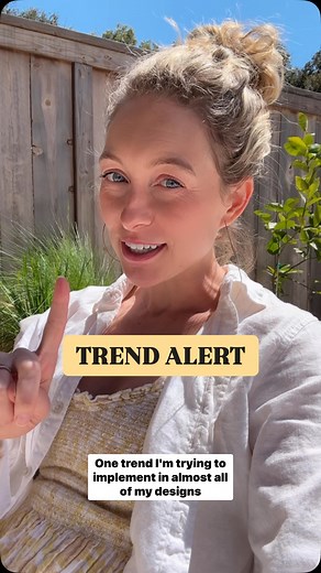 Taylor | Interior Designer on Instagram: "Hand-painted tiles are having a major moment right now… and honestly, I’m here for it 🎨🙌 These beauties have been around for centuries—think Mediterranean villas 🏛️ and vintage Spanish charm 🇪🇸—but we’re seeing them pop up in today’s kitchens, bathrooms, fireplaces, and more 🛁🪵🍽️ It’s the perfect way to ditch the sad girl beige house ☕️ and bring in something with personality, character, and a whole lot of fun 💃✨ Would you use hand-painted tile