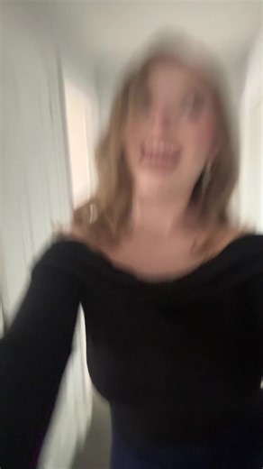 eema (@_emma2602)’s videos with Girlfriend - Avril Lavigne