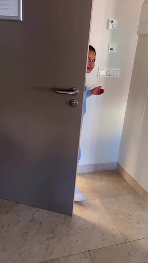 20M views · 1.3M reactions | Something tells me she’s about to be an amazing big sister ❤️ @noemisalazar #bigsister #siblings #explore #jrmartinez #adaptandovercome #motivation | J.R. Martinez | Facebook