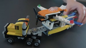 Need some more room on your truck? No problem, watch this LEGO Creator 3in1 how-to video to find out. See more at: http://lego.build/AprilBuildingChallenge You’re the Creator! | LEGO