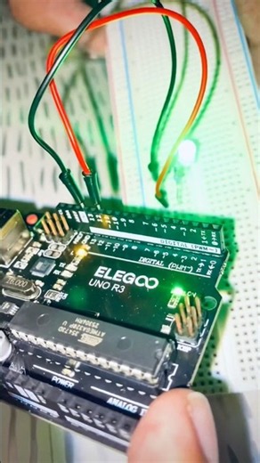 How to light a led with Arduino