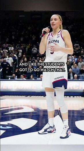 Paige Bueckers gives back to UConn fans 🎟🏀