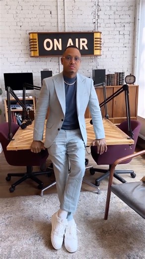 :Acedemy Award Winning Producer, Actor, Author, TV & Radio Host, Creative Director, Businessman, Real Estate Mogul, Brand Strategist, Visionary, Philanthropist, Event Curator, Restauranteur, Investor, Motivational Speaker, HBCU Grad, Omega Man, Cultural Staple, 20 Year Veteran, The Iconic, Legendary, Terrence Fucking J. 🤗💰 | Terrence J