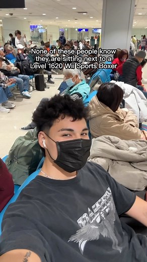 阿德Adrian Blanz on Instagram: "Wii Sports Boxing 1vs1 anyone?😈"