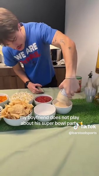 Super Bowl Game Highlights and Player Focus