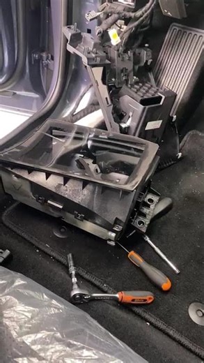 BYD SEAL 100% ELECTRIC PANEL COMPLETELY DISASSEMBLED TO REMOVE INTERNAL NOISE