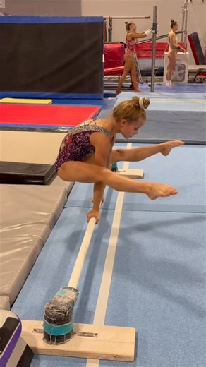 Eric Cali | Floor bar compression complex in both grips! #gymnastics #bars #drill #bexquisite | Instagram