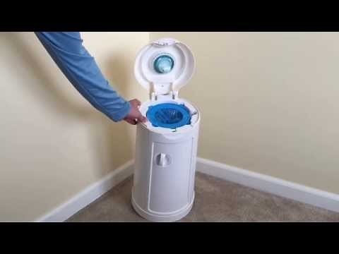 Arm & Hammer Diaper Pail by Munchkin