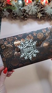 423K views · 3K reactions | Today I made this cute and elegant Christmas money/gift envelope. It’s a simple papercraft project, but the metallic holiday pattern and the snowflake embellishment make it look professionally made. Perfect for gifting cash, vouchers, or small thoughtful surprises during the holidays. #ChristmasCrafts #DIYGifts #MoneyEnvelope #GiftEnvelope #HolidayDIY #Christmas2025 #Papercraft #CraftIdeas #HandmadeGift | Made By Hand | Facebook