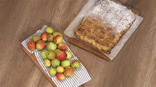 Πίτα με σφολιάτα και φιρίκια Πηλίου