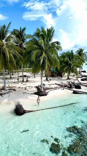 Save for our 3 week Philippines itinerary 🇵🇭 We travelled for over 3 weeks in the Philippines and I can’t believe how amazing this country is. We definitely could have stayed longer, but we felt like it was the perfect amount of time. The visa is 30 days for most countries so if you can stay longer. I would add on Siargao and Nacpan Beach. Otherwise, I would spend more time in Cebu because it is huge! 3 week itinerary 🌞 Balabac 4 days El Nido 3 days Island Hopping El Nido to Coron 2 days Coro