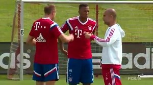 Wie findet ihr unser Porträt mit Jerome Boateng? Alle Fragen & Antworten hier: http://fcb.de/PortraitBoateng What do you think of our Jerome Boateng portrait? All his questions & answers are here: http://fcb.de/PortraitBoateng | FC Bayern München