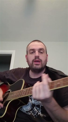 What's Up 4 Non Blondes Key Of E With 16th Note Strum Pattern