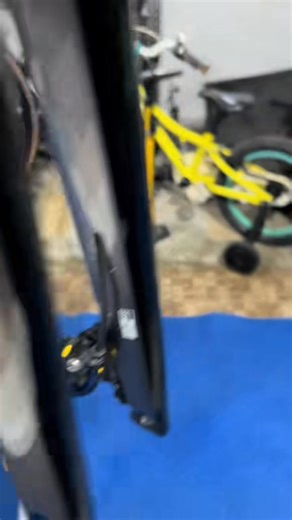STI hydraulic brake bleed #bikemechanic | AE Bike Repair