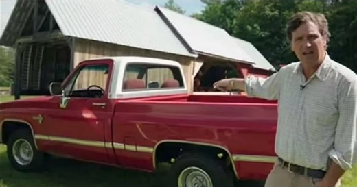 Tucker Carlson reveals why he sold his Chevy truck ‘immediately’ after startling message flashed on dash