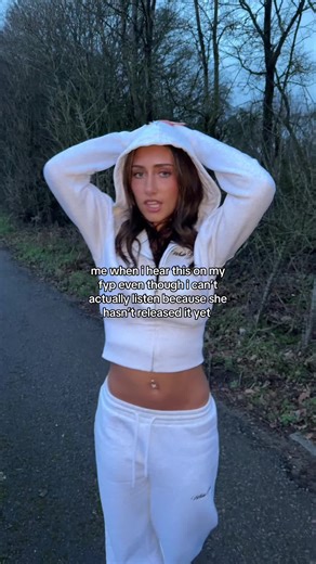 Sienna Spiro Captivates Again with New Music