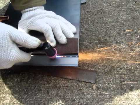 金属（薄板）鉄板の切断 溶断にエアープラズマカッター 200V