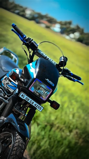 иιяαиʝαи🧃 on Instagram: "🤍🫧 @_4_stroke_kid @splendor_addicters @splendor_kasaragod @splendor_club__kannur @splendor_club_malappuram @splendorgram_kerala @splendor_bwo__i @splendor_riders_club @all_kerala_splendor_rider_club #splender #instatag #repost #viewstagram #1mㅤ"