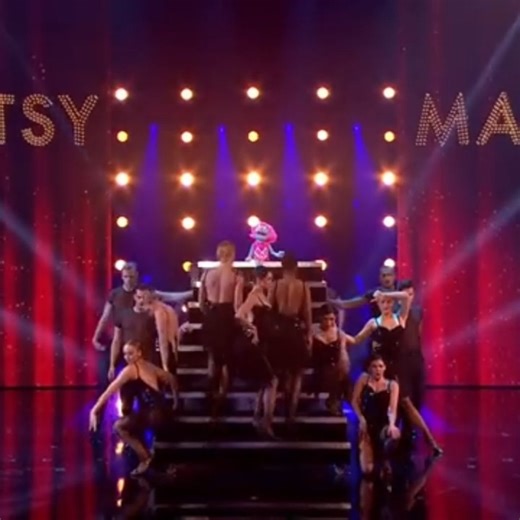 Patsy May gives it All That Jazz. | Saoirse Ronan Italia.