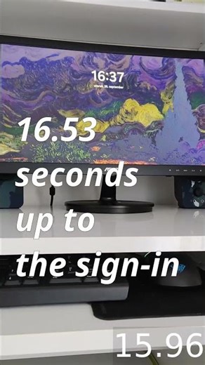 Windows vs Linux: Which Is Faster To Boot? #shorts #window #linuxmint #linuxdistros #zorinos